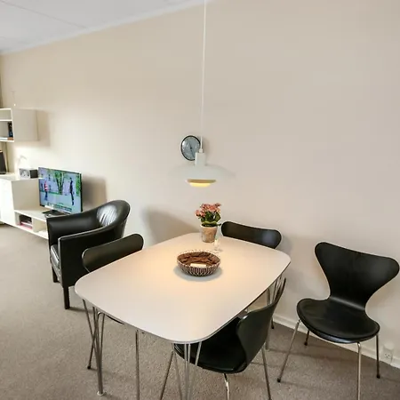 Leilighet Pa 1 Sal Til 2 Personer Sj3218 *